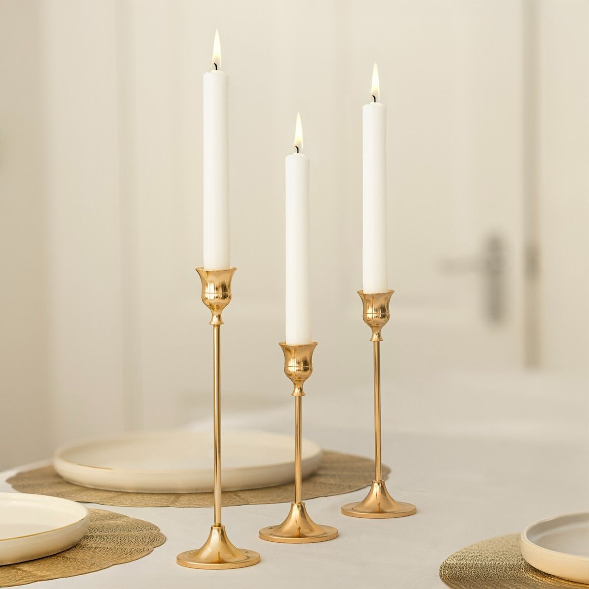 Elegant candlestick design